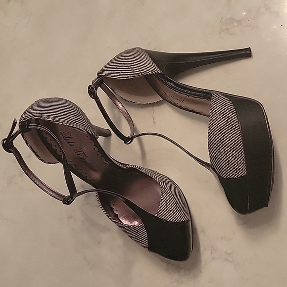 Never Worn Lulu Townsend heels - Picture 1 of 3
